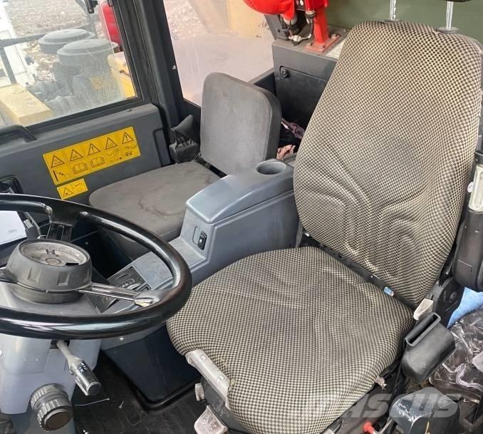 Komatsu HD405-7 Dumper - Starr