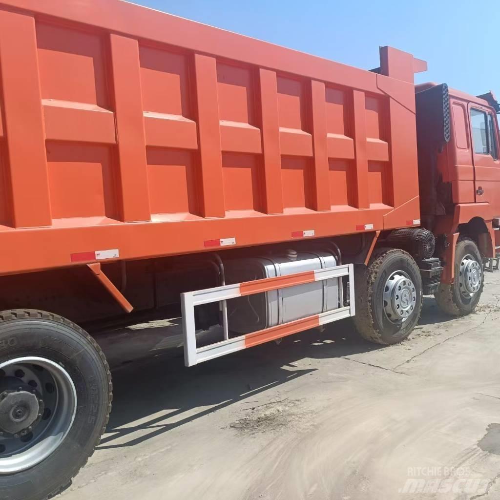 Shacman F3000 8X4 Kipper