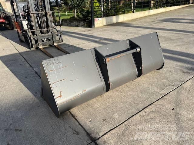 Manitou Bucket Teleskoplader