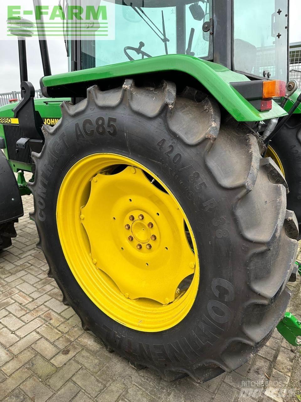 John Deere 2850 Traktoren
