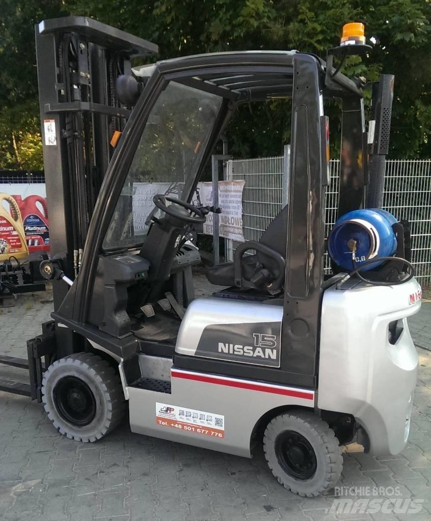 Nissan PD1A15Q Gas Stapler