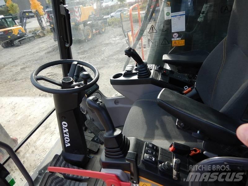 Volvo EW 220 E Mobilbagger
