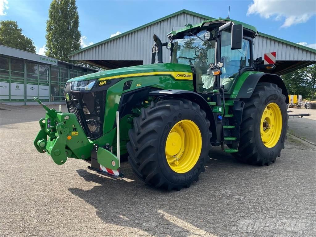 John Deere 8R 310 Traktoren