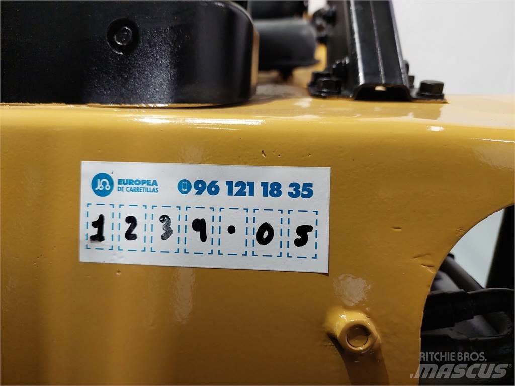CAT DP50K MC Diesel Stapler