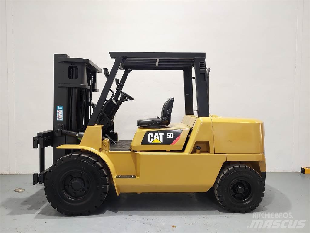 CAT DP50K MC Diesel Stapler