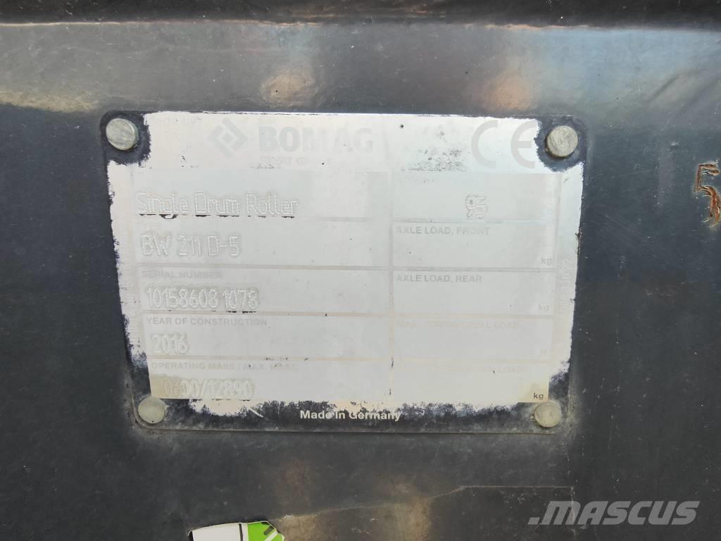 Bomag BW 211 D-50 Gummiradwalzen