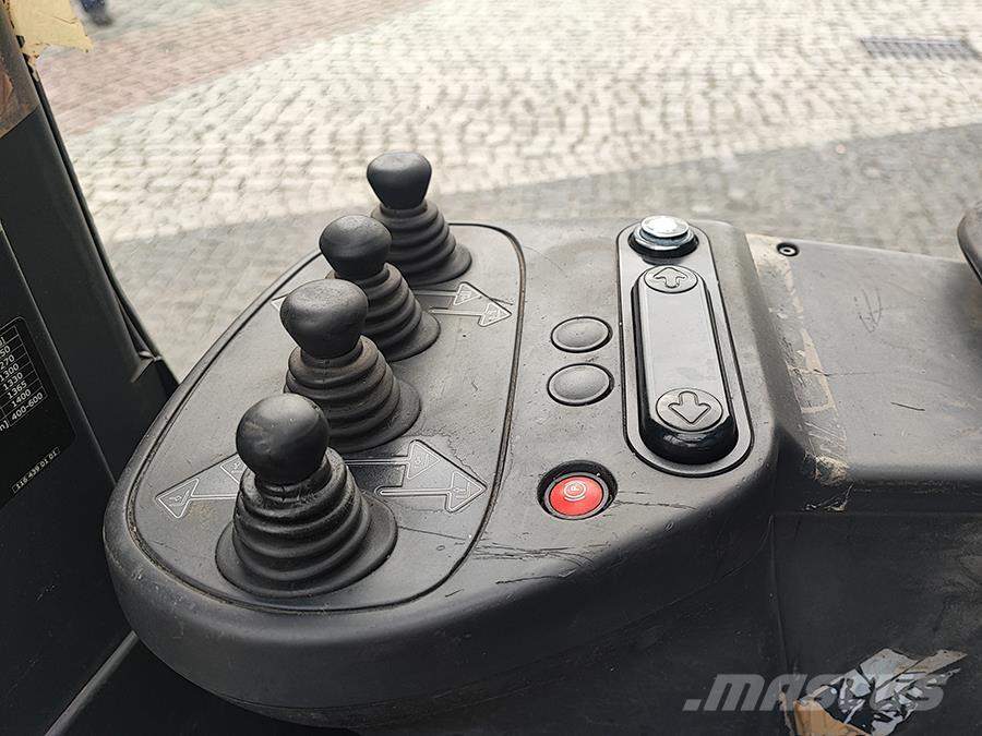 Linde R14X-03 Schubmaststapler