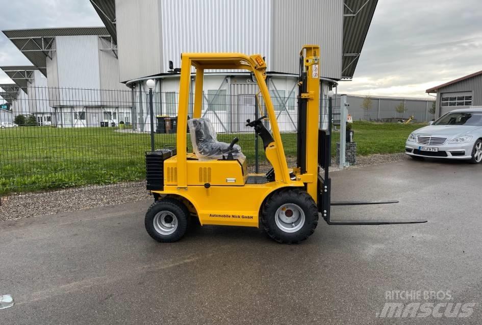  Geländestapler CD10 Diesel Stapler