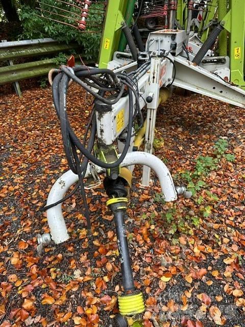 CLAAS Liner 3500 Kreiselheuer/-wender