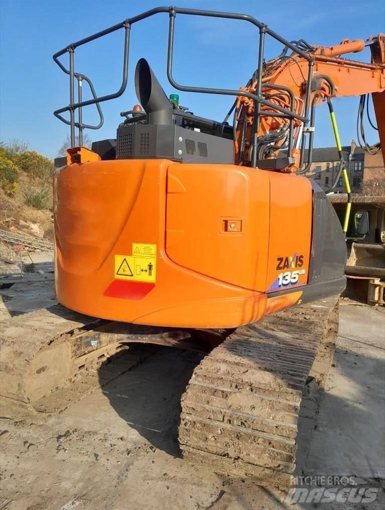 Hitachi ZX 135 US-6 Raupenbagger