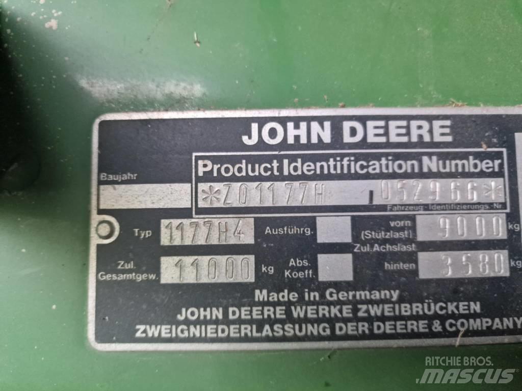 John Deere 1177 Mähdrescher