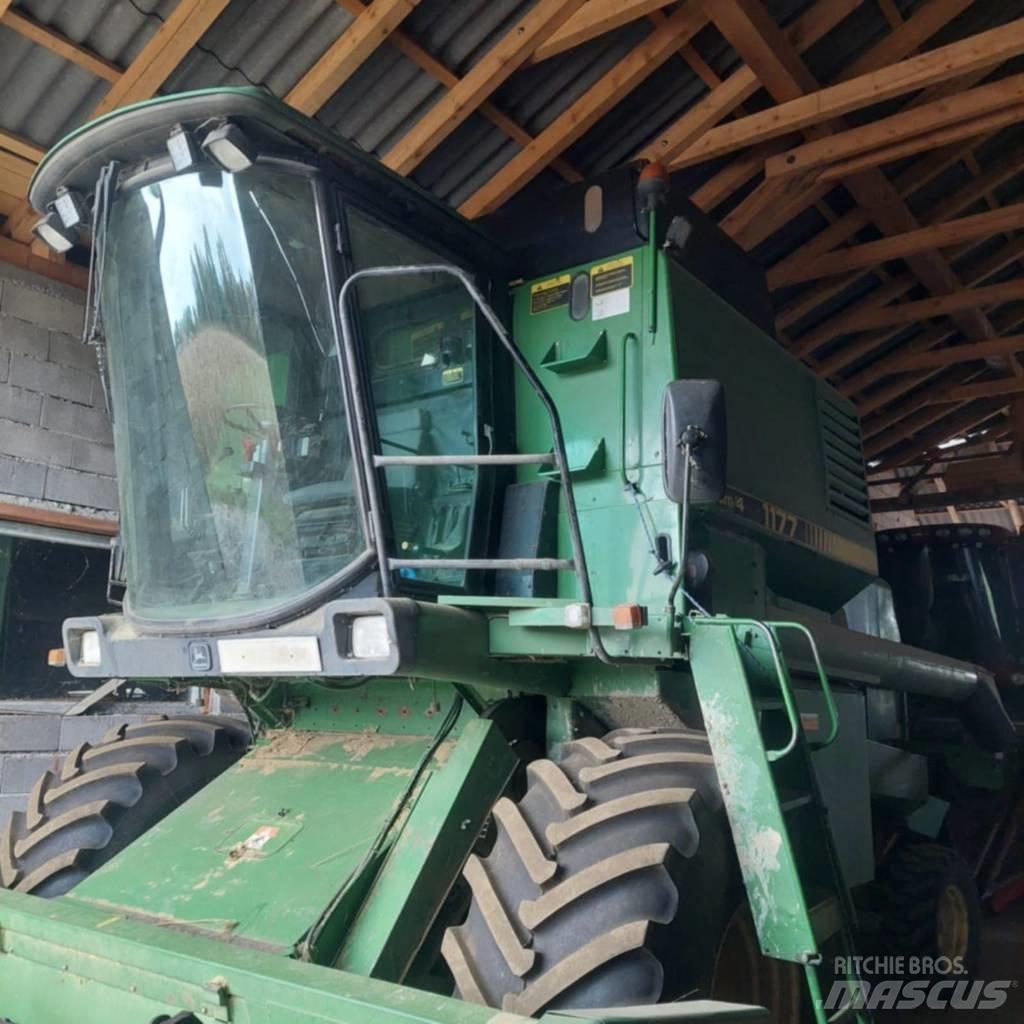 John Deere 1177 Mähdrescher