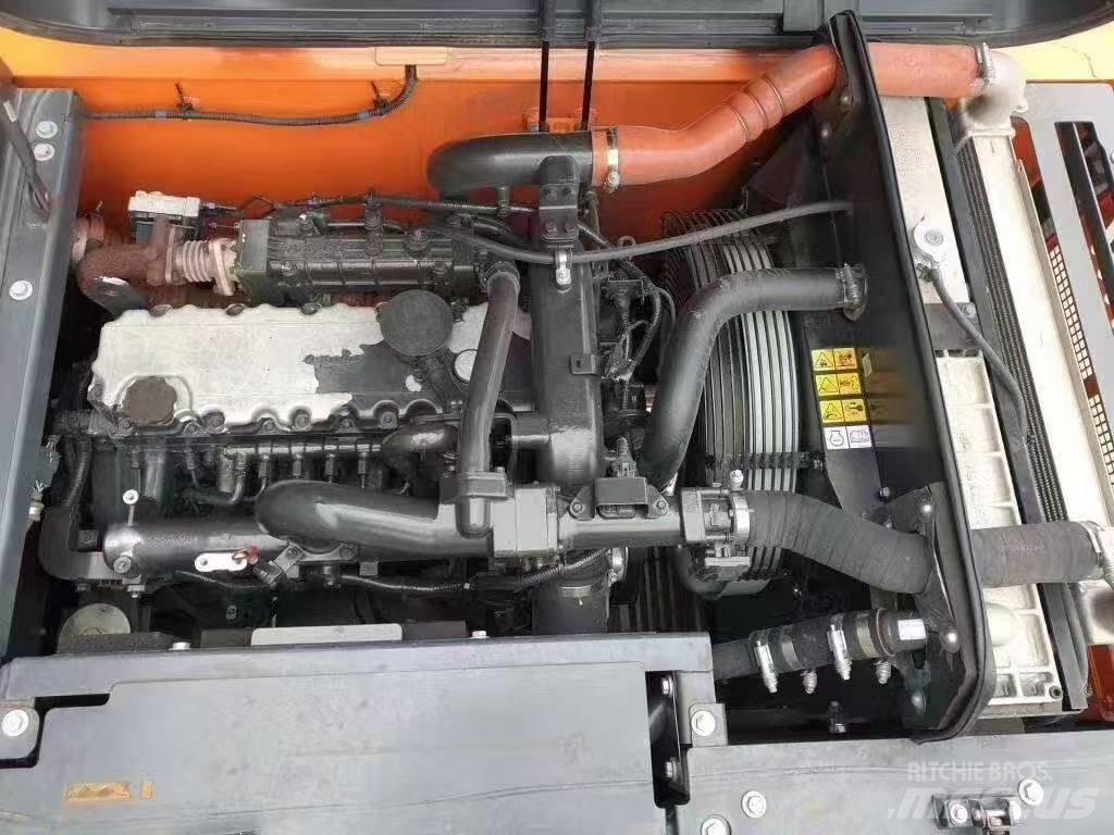 Doosan DX 225 LC Raupenbagger
