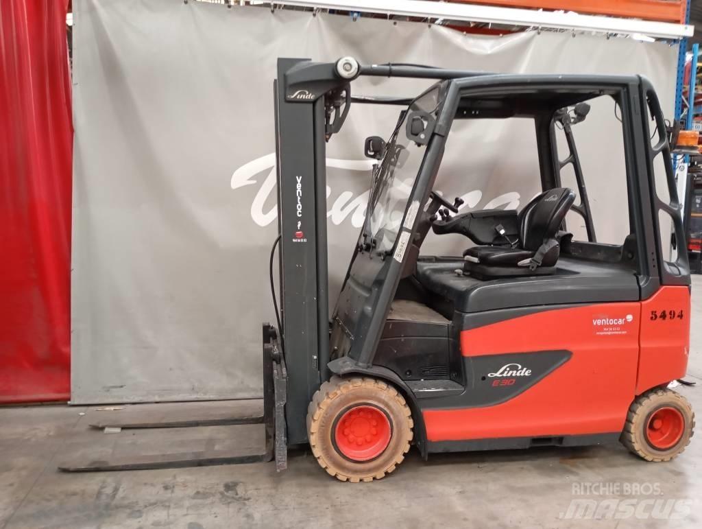 Linde E 30 Elektro Stapler