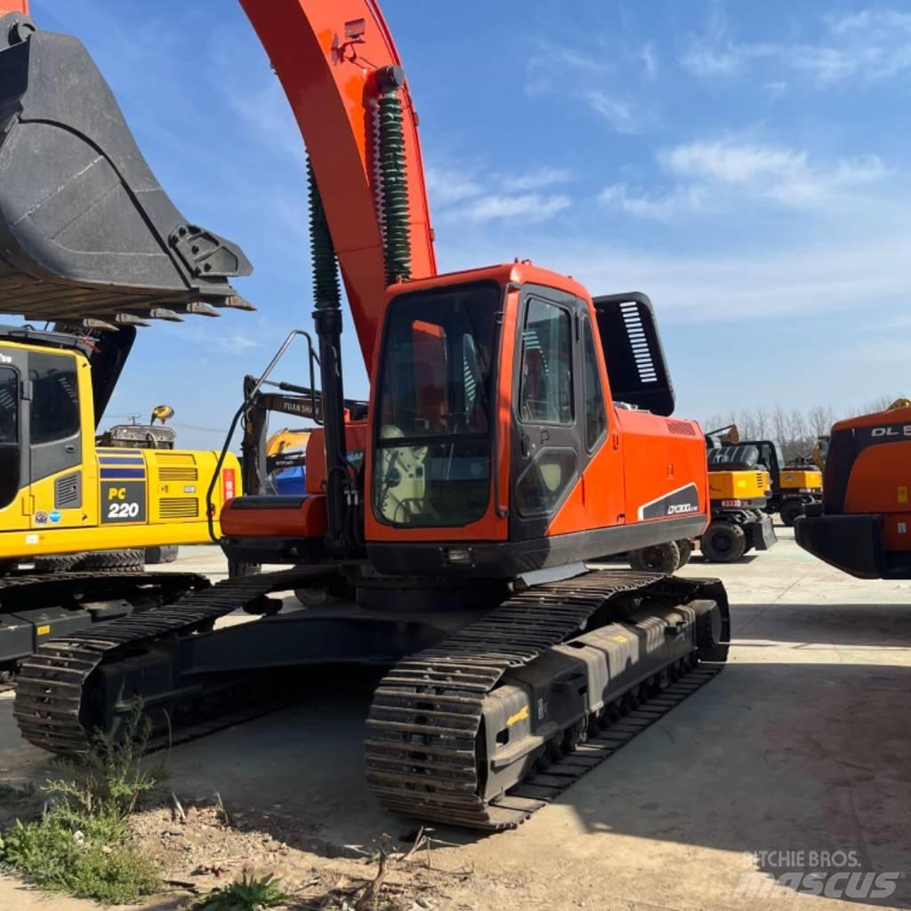 Doosan DX 300 Raupenbagger