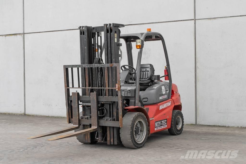 Manitou MI 30 D Diesel Stapler