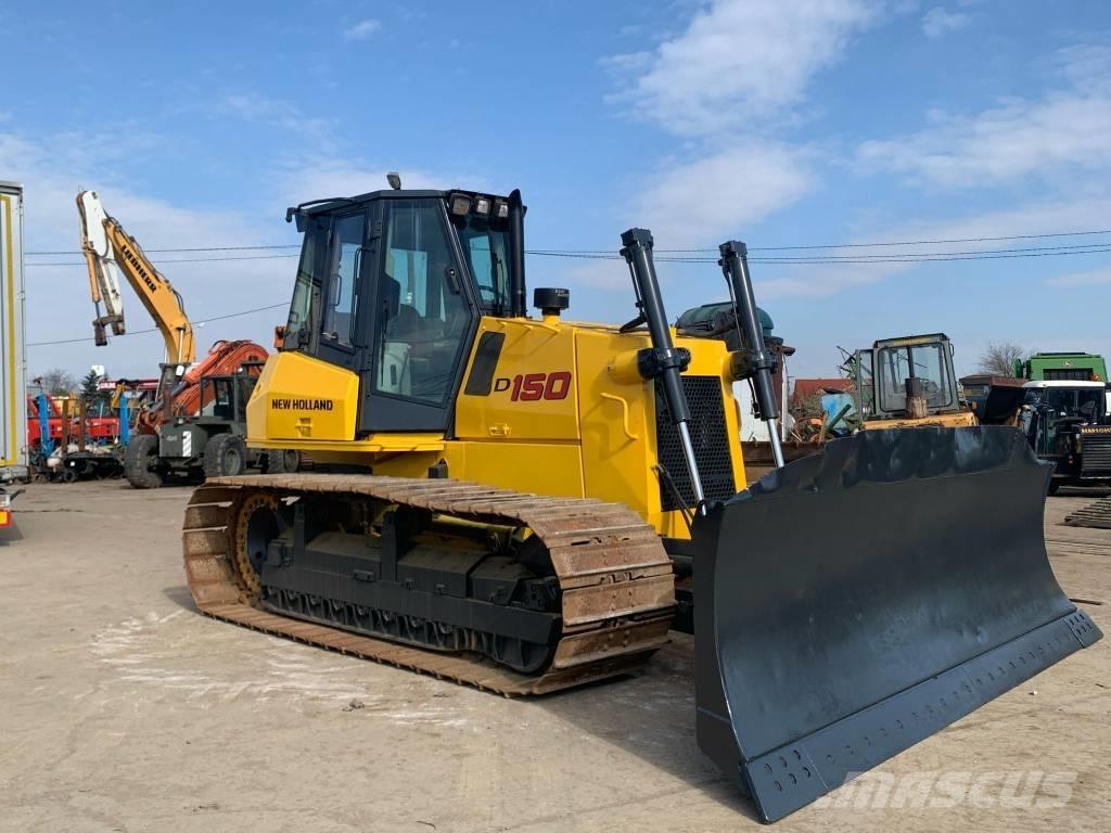 New Holland D 150 Bulldozer