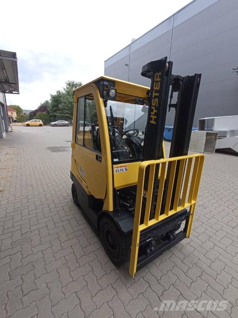 Hyster H 1.6 FT Gas Stapler