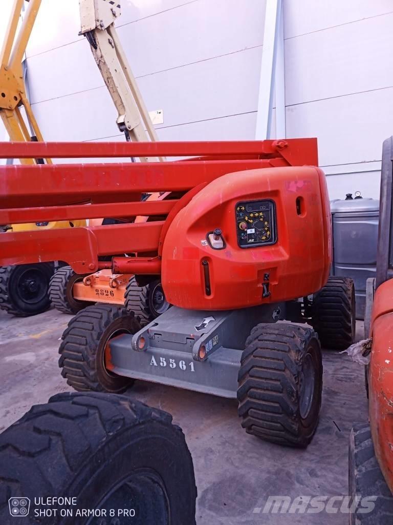 JLG 450 AJS II Gelenkteleskoparbeitsbühnen