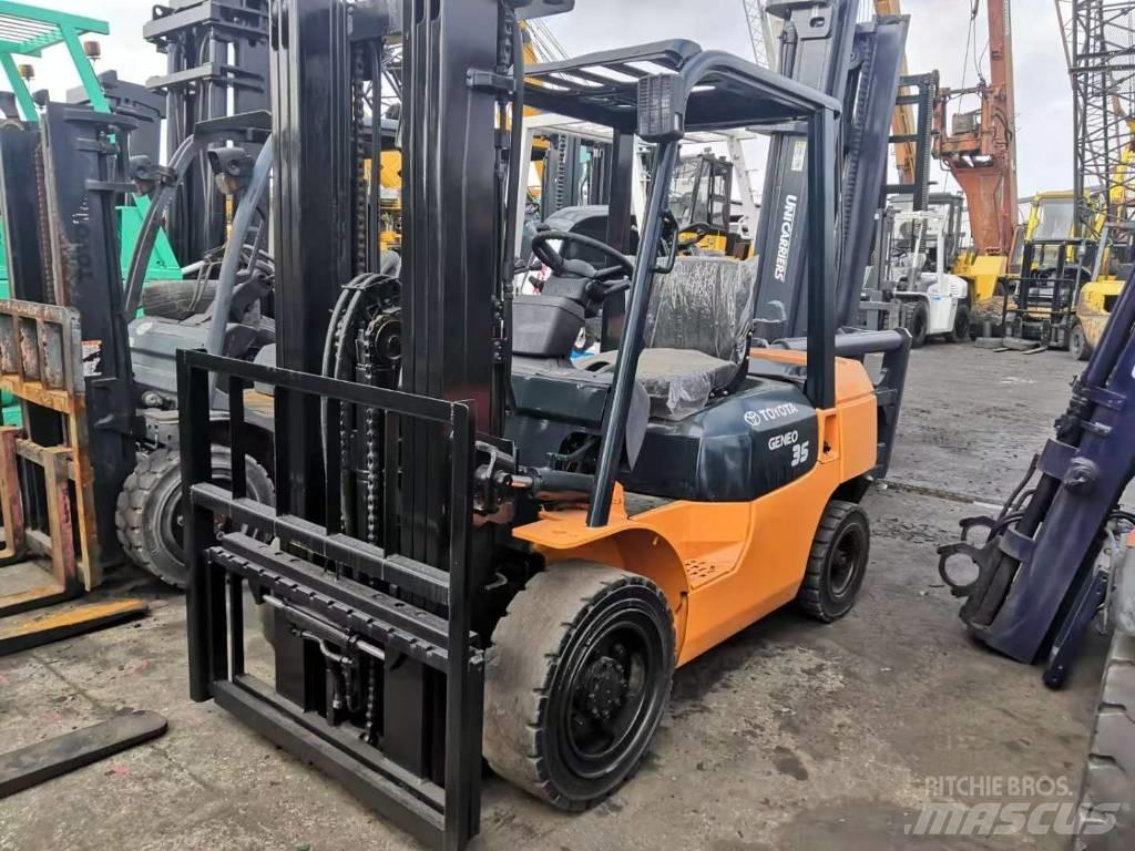 Toyota 3.5 ton Diesel Stapler