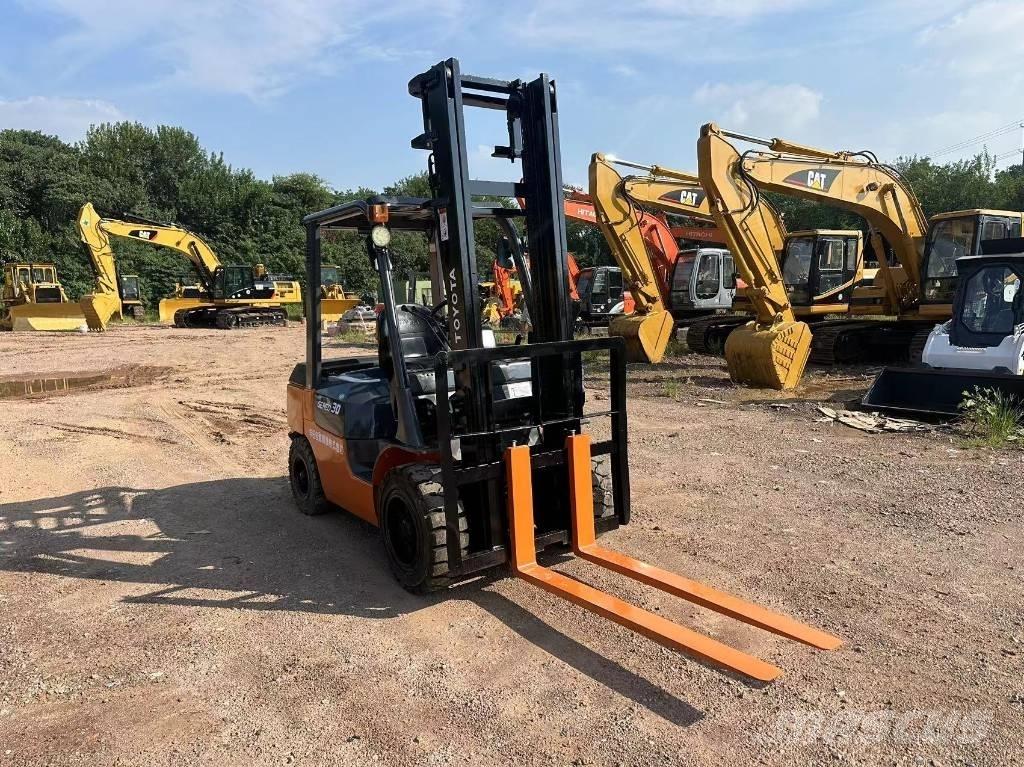 Toyota 30 forklift Diesel Stapler