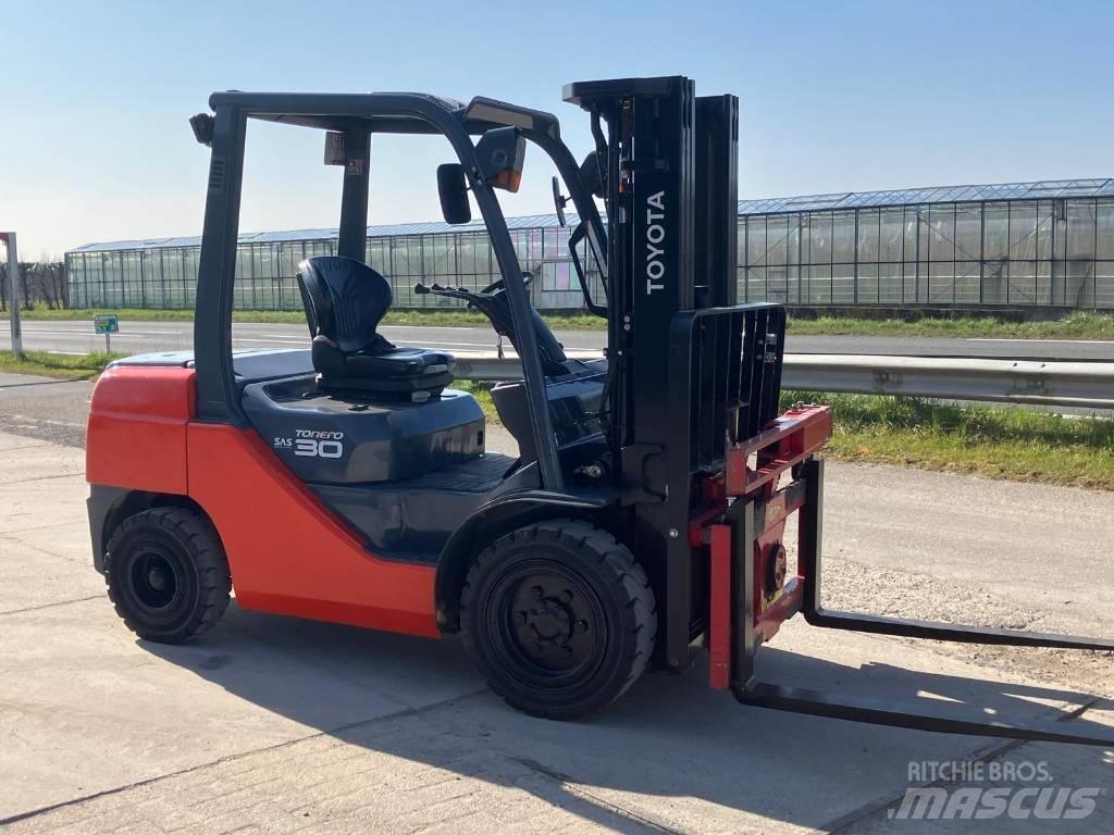 Toyota 52-8 FDF 30 Diesel Stapler