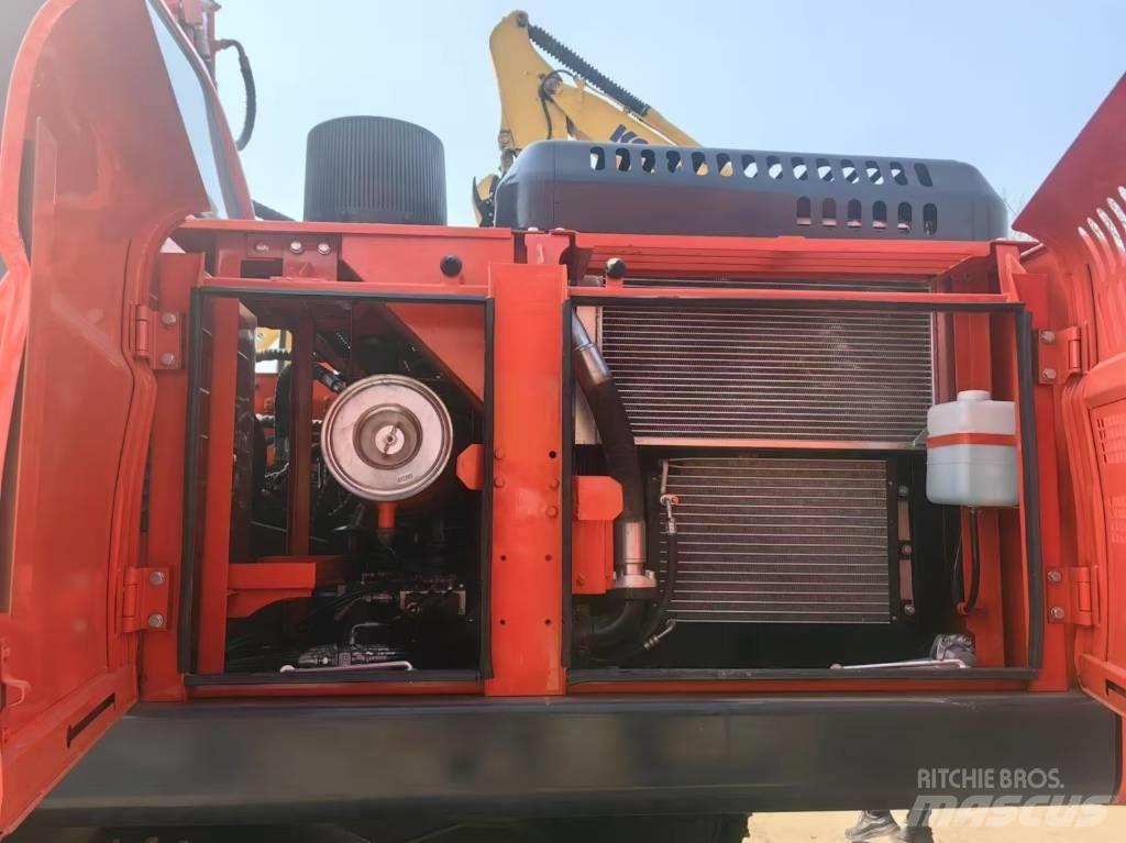 Doosan DX225LC-9C Raupenbagger