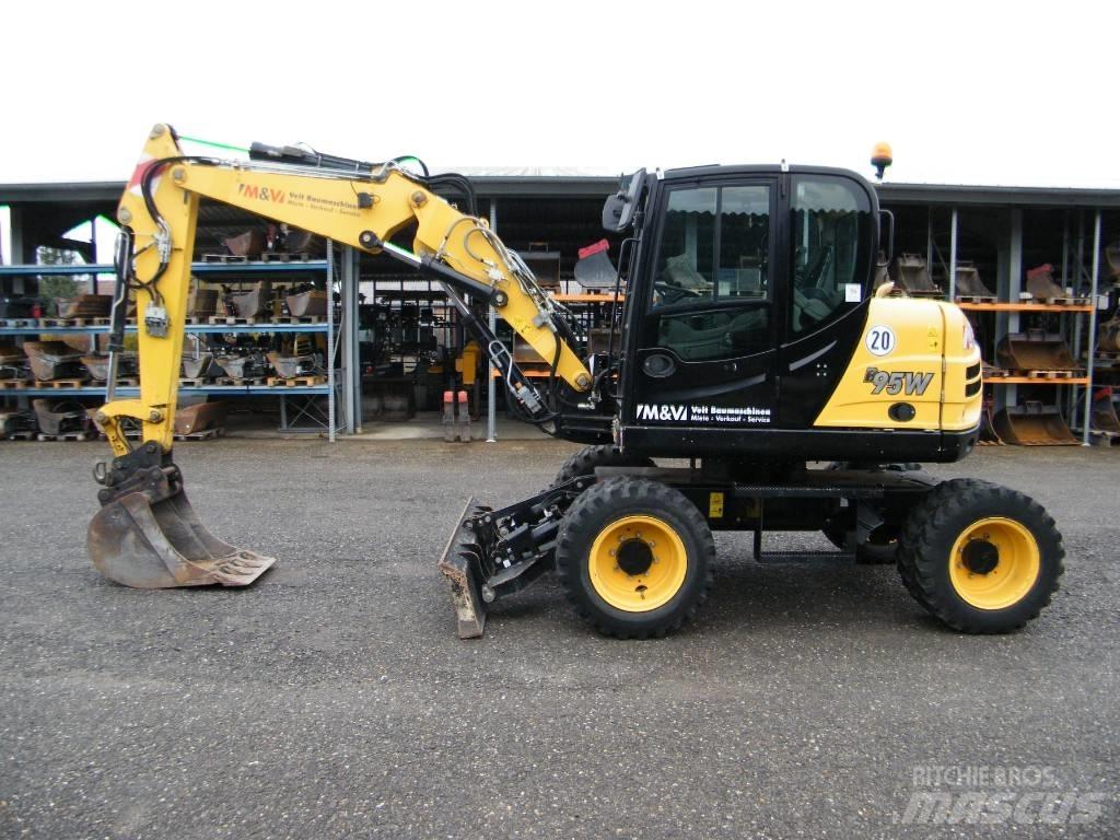 Yanmar B95W Mobilbagger