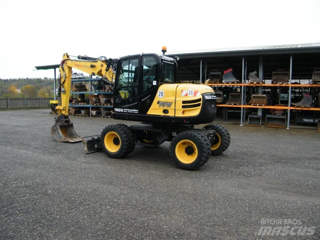 Yanmar B95W Mobilbagger