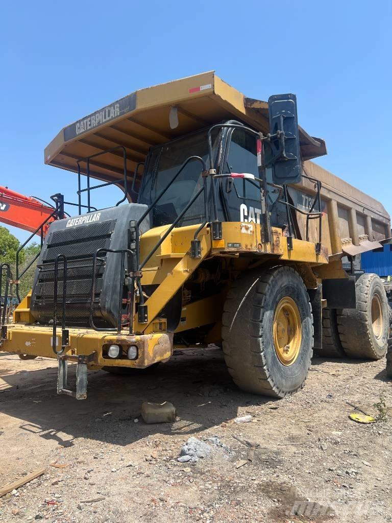 CAT 773E Dumper - Knickgelenk