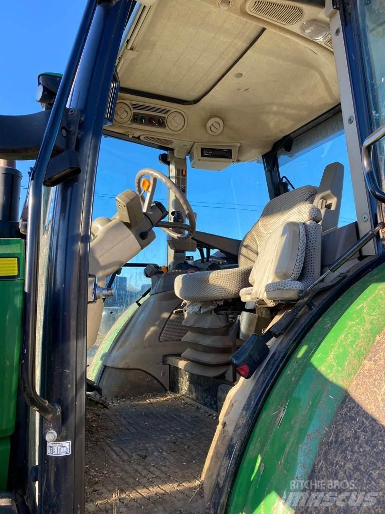John Deere 5100R Traktoren