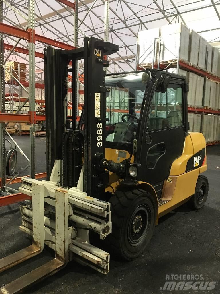 CAT DP 50 N Diesel Stapler