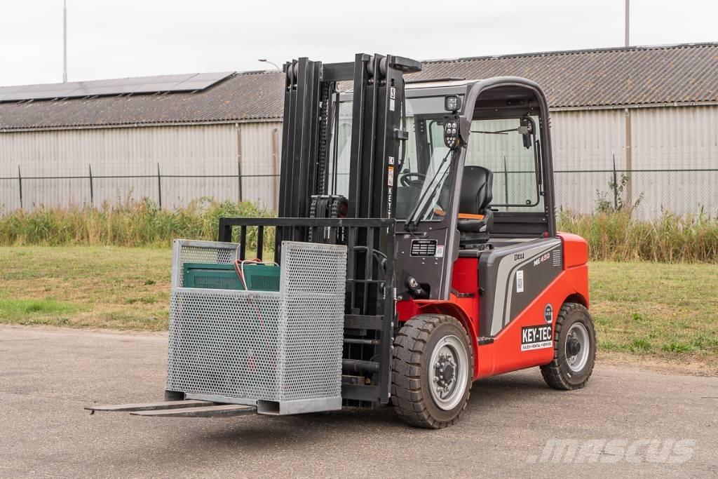 Manitou ME 450 Elektro Stapler