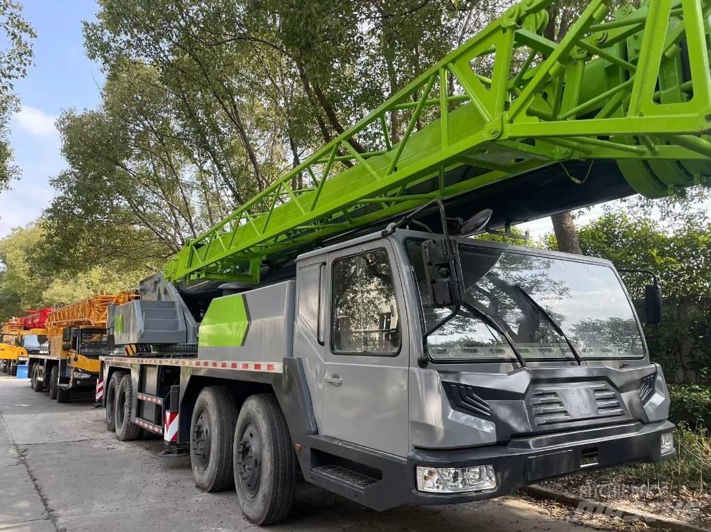 Zoomlion ZTC 700 V All-Terrain-Krane