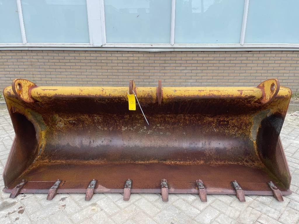 CAT Backhoe bucket Schaufeln