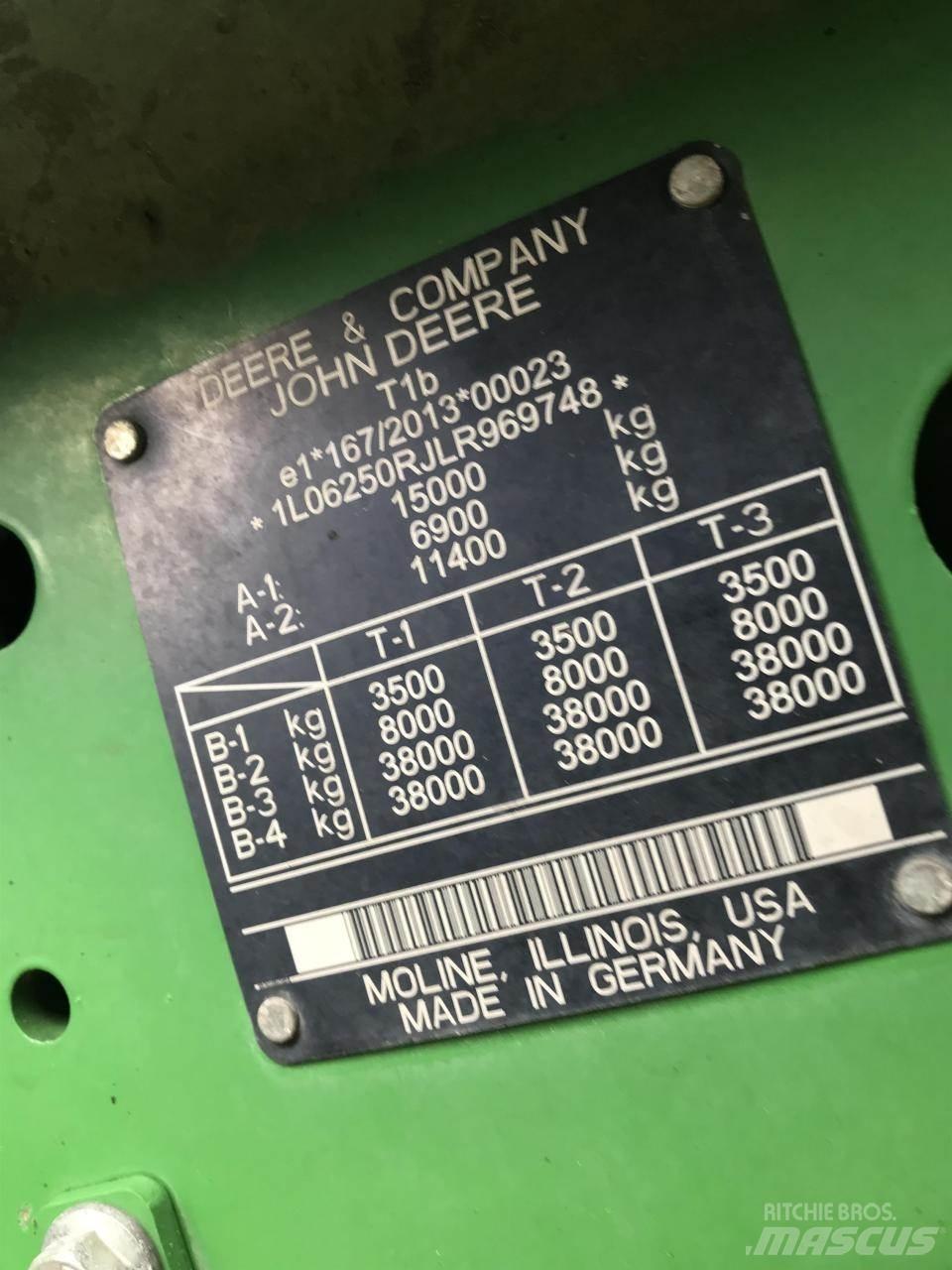 John Deere 6250R Traktoren