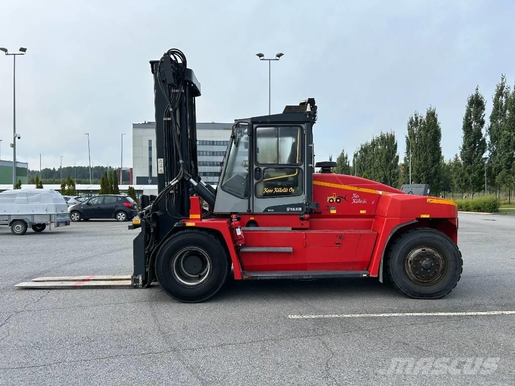 Kalmar DCE120-12 Diesel Stapler