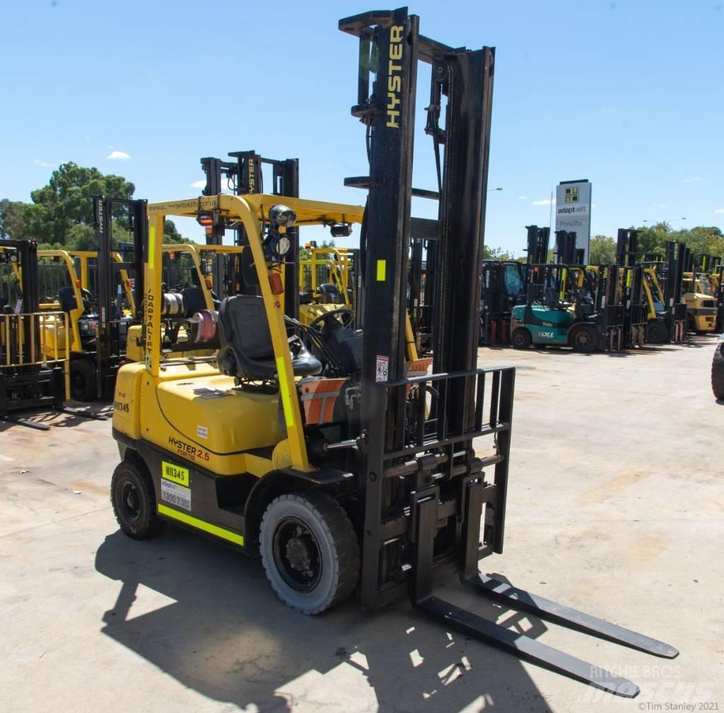 Hyster H2.5TX Gas Stapler