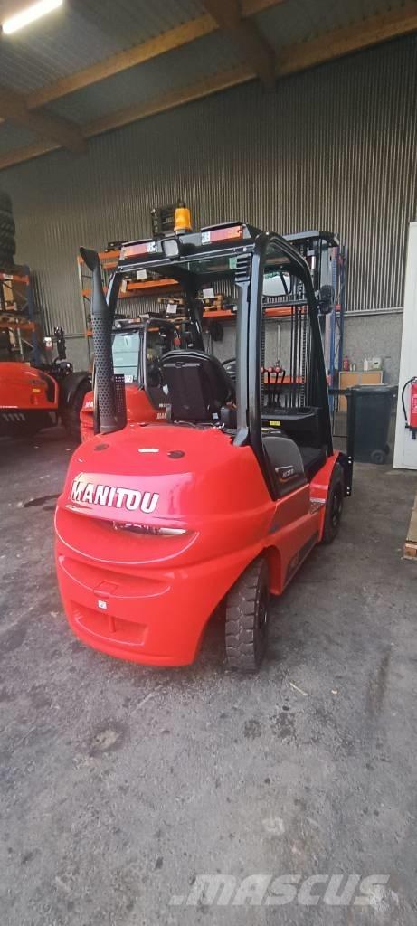 Manitou MI 25 Diesel Stapler