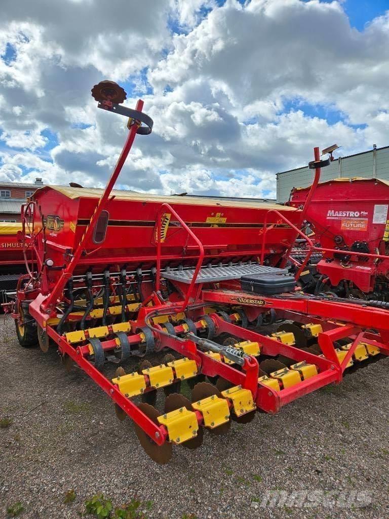 Väderstad Rapid 400 Drillmaschinenkombination