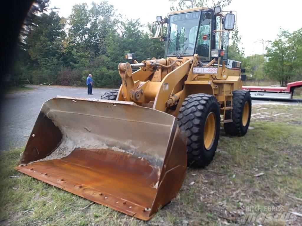 CAT 928F Radlader
