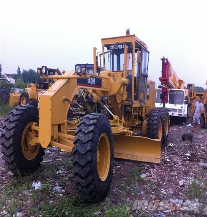CAT 140 H II Grader