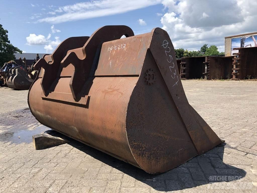  Onbekend NG-5-2200 Schaufeln