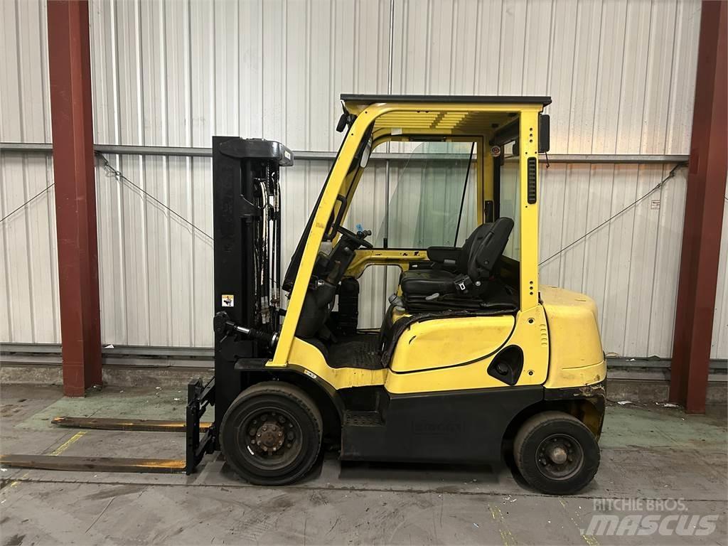 Hyster H2.0XT Diesel Stapler