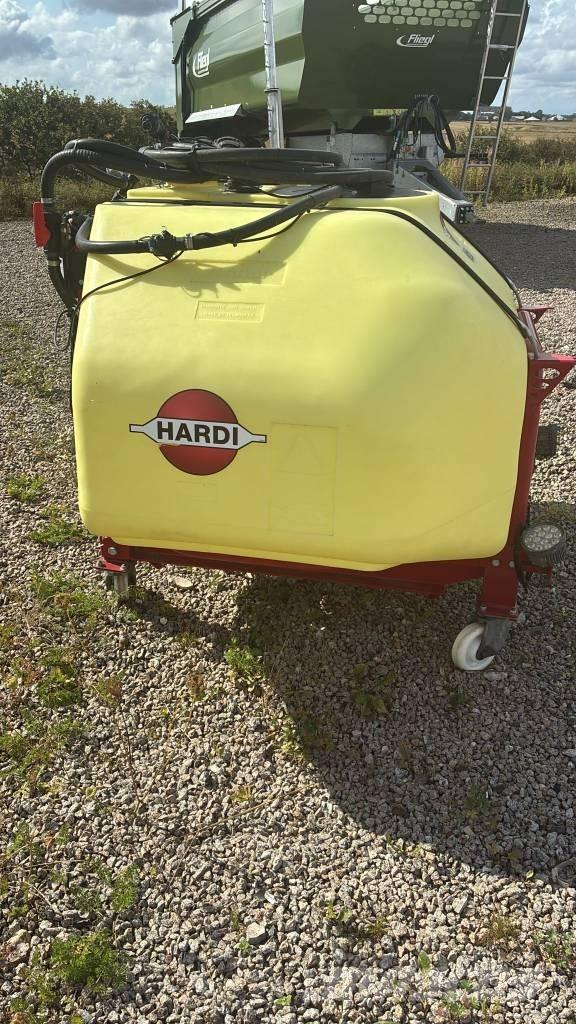 Hardi Fronttank Anbauspritzen