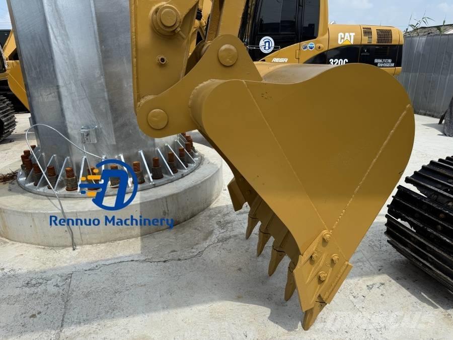 CAT 320B Raupenbagger