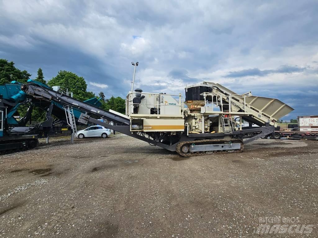 Metso LT 200 HP Mobile Brecher