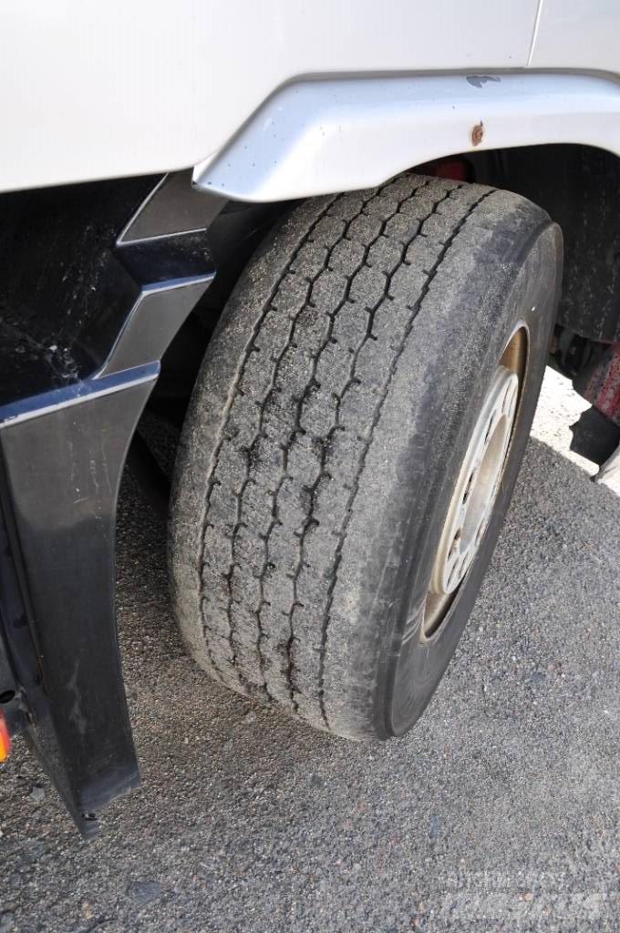 Volvo FM 6X2 Kastenaufbau
