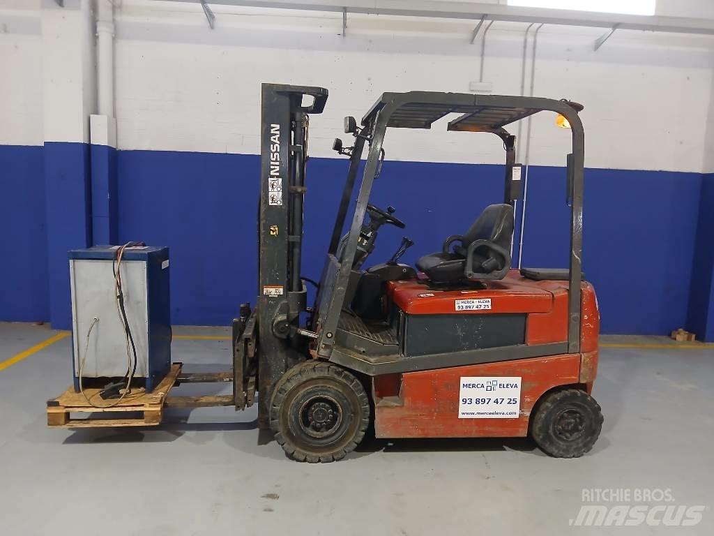 Nissan Q02 L 20 CU Elektro Stapler