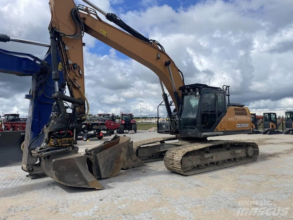 CASE CX 250 D Raupenbagger